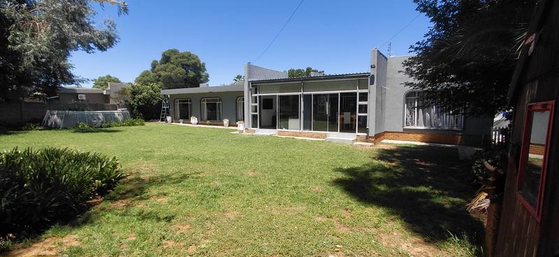 4 Bedroom Property for Sale in Universitas Ridge Free State